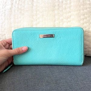 Tiffany & Co. blue calf skin zip wallet.
